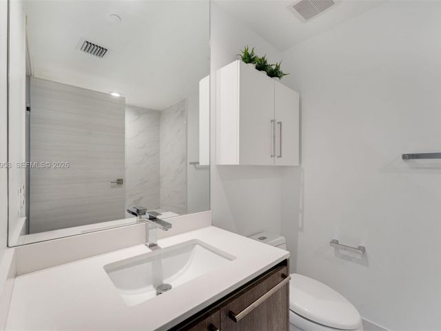 Apartment for sale  Unit #3509 - photo 7522938