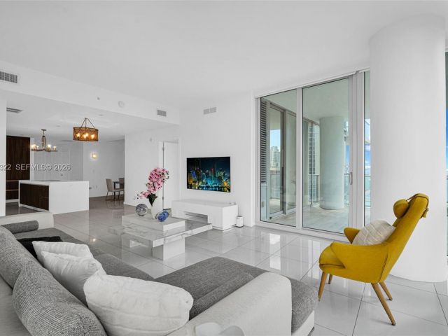 Apartment for sale  Unit #2912 - photo 7525194