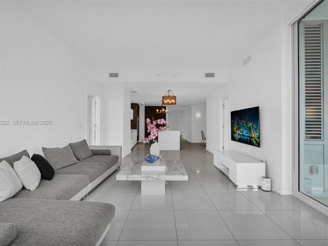 Apartment for sale  Unit #2912 - photo 7525198