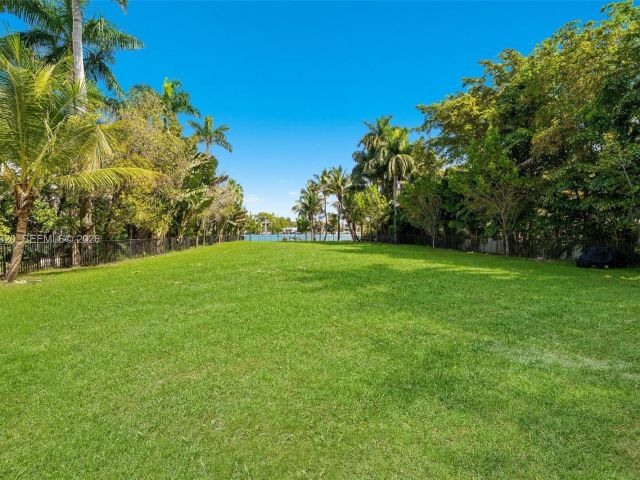 Home for sale at 93 Palm Ave - photo 7520657