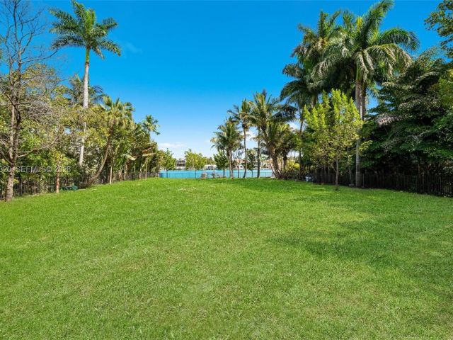 Home for sale at 93 Palm Ave - photo 7520658