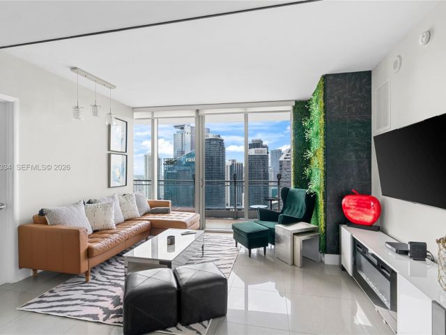 Apartment for rent  Unit #4702 - photo 7523077