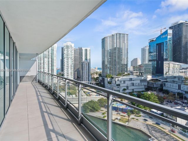 Apartment for rent  Unit #4702 - photo 7523092