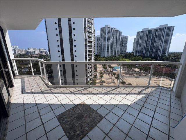 Apartment for rent  Unit #1002 - photo 7522059