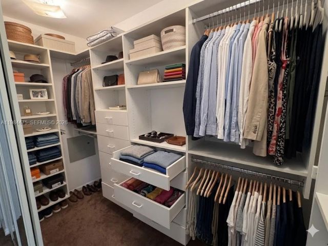 Apartment for rent  Unit #1002 - photo 7522065