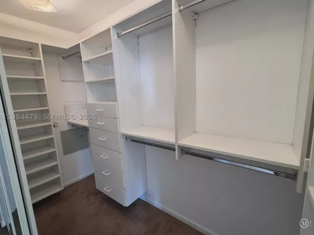 2-bedroom condo for rent in Aventura - 3610 Yacht Club Dr 1002 - MondialRealty