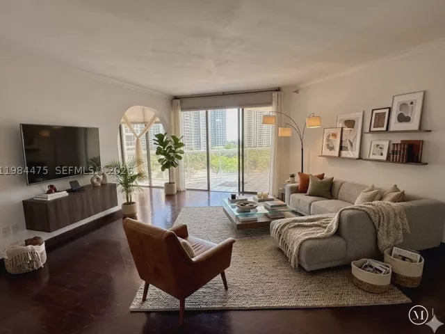2-bedroom condo for rent in Aventura - 3610 Yacht Club Dr 1002 - MondialRealty