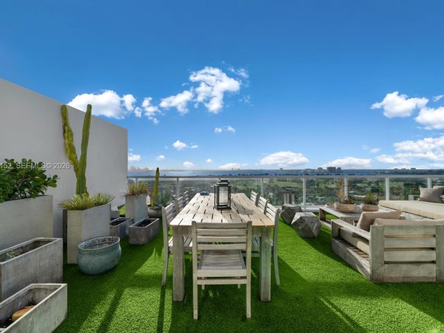 Apartment for sale  Unit #D - photo 7524001