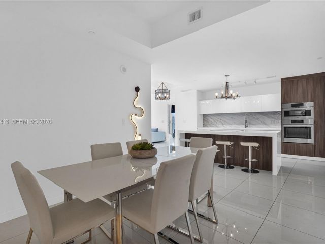 Apartment for rent  Unit #2912 - photo 7525218