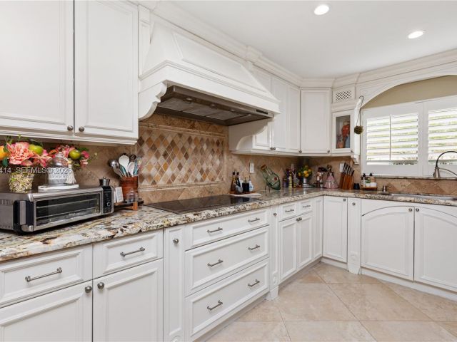 Home for sale at 13260 SW 96th St - photo 7521456