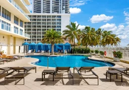 Apartment #2007 at La Perla