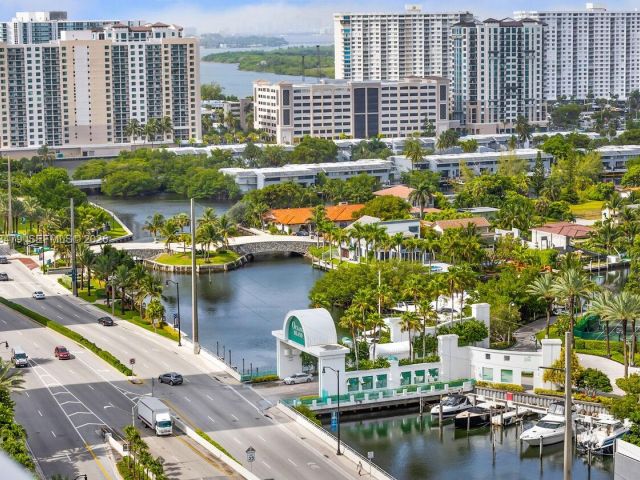 Apartment for rent  Unit #2007 - photo 7523064