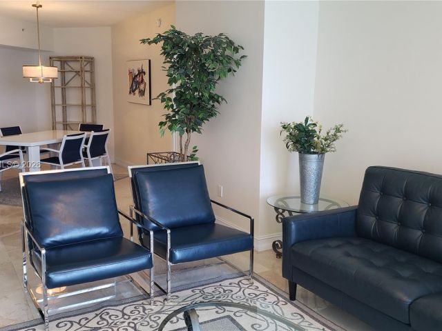 Apartment for rent  Unit #2404 - photo 7525091