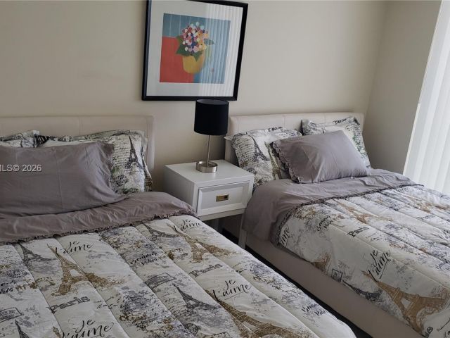 Apartment for rent  Unit #2404 - photo 7525098