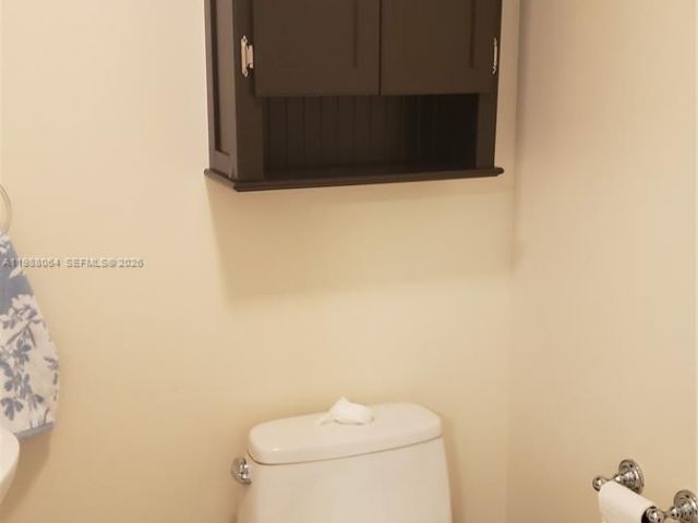 Apartment for rent  Unit #2404 - photo 7525101