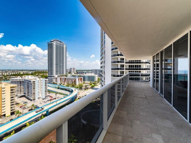 Apartment for rent  Unit #1808 - photo 7523859