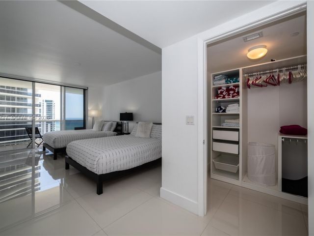 Apartment for rent  Unit #1808 - photo 7523875