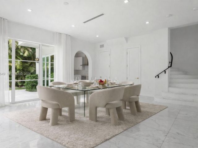 Home for rent at 315 Santander Ave 311 - photo 7524336