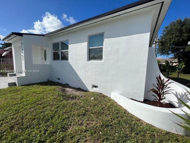 3-bedroom home for sale in Miami - 743 NW 77th Ter - MondialRealty
