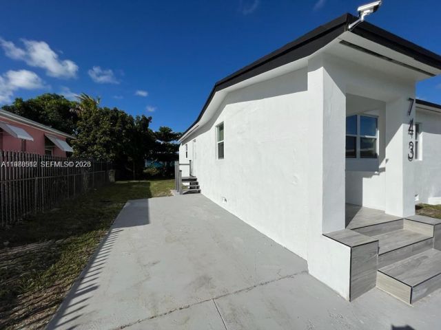 3-bedroom home for sale in Miami - 743 NW 77th Ter - MondialRealty