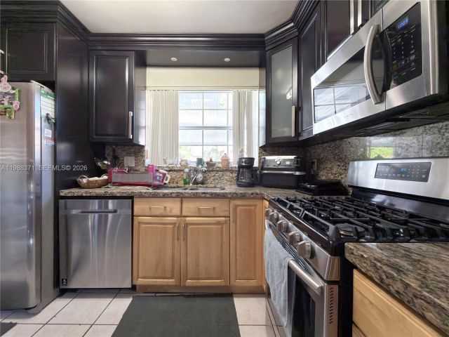 Home for sale at 13921 SW 164th St - photo 7531654