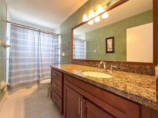 Home for sale at 13921 SW 164th St - photo 7531658