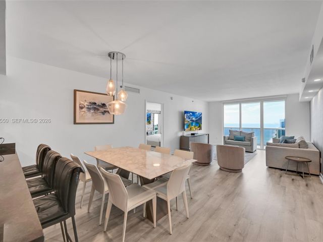 Apartment for rent  Unit #4603 - photo 7523927