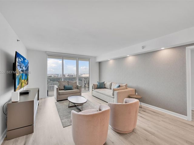 Apartment for rent  Unit #4603 - photo 7523929