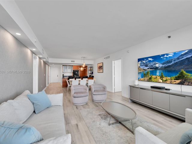 Apartment for rent  Unit #4603 - photo 7523930