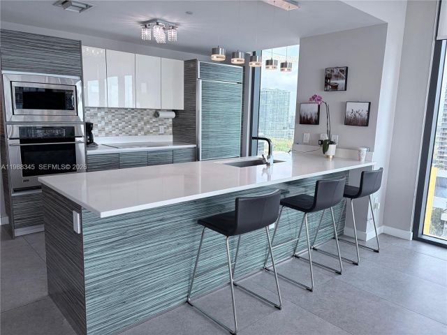 Apartment for rent  Unit #2001 - photo 7530187