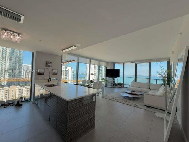 Apartment for rent  Unit #2001 - photo 7530191