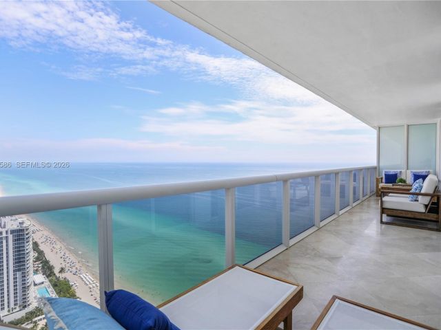 Apartment for rent  Unit #4511 - photo 7523901