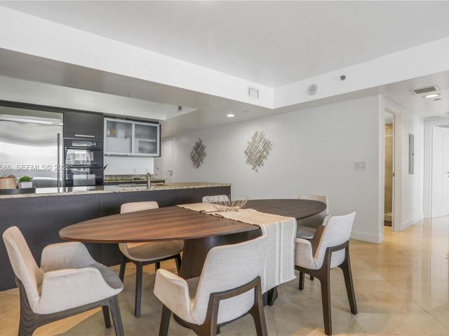 Apartment for rent  Unit #4511 - photo 7523905