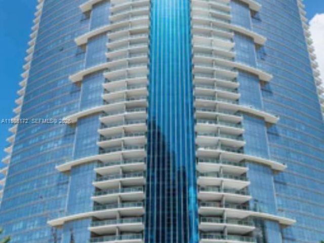 Apartment for rent  Unit #1011 - photo 7523161