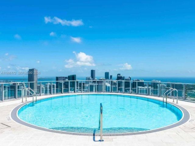 Apartment for rent  Unit #1011 - photo 7523162