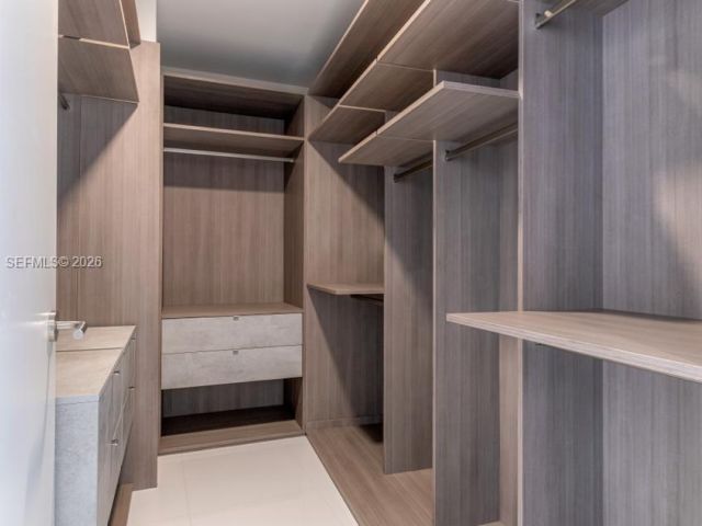 Apartment for rent  Unit #1011 - photo 7523164