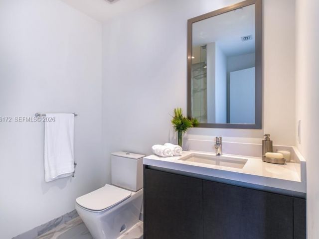 Apartment for rent  Unit #1011 - photo 7523165