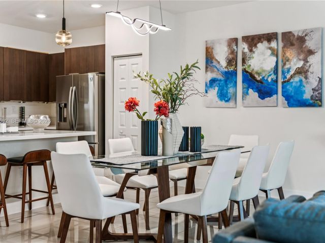 Home for rent at 4741 NW 84th Ave 0 - photo 7522385