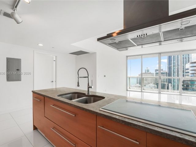 Apartment for rent  Unit #3311 - photo 7522792