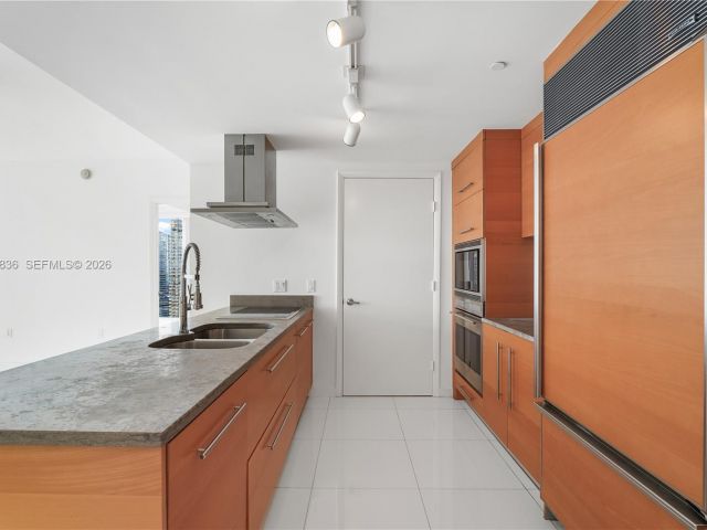 Apartment for rent  Unit #3311 - photo 7522793