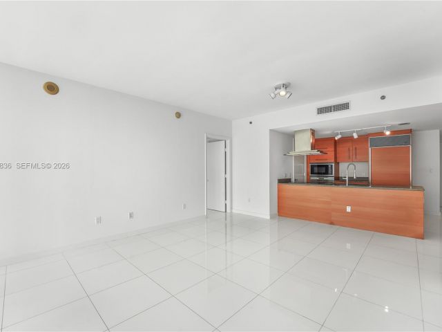 Apartment for rent  Unit #3311 - photo 7522798