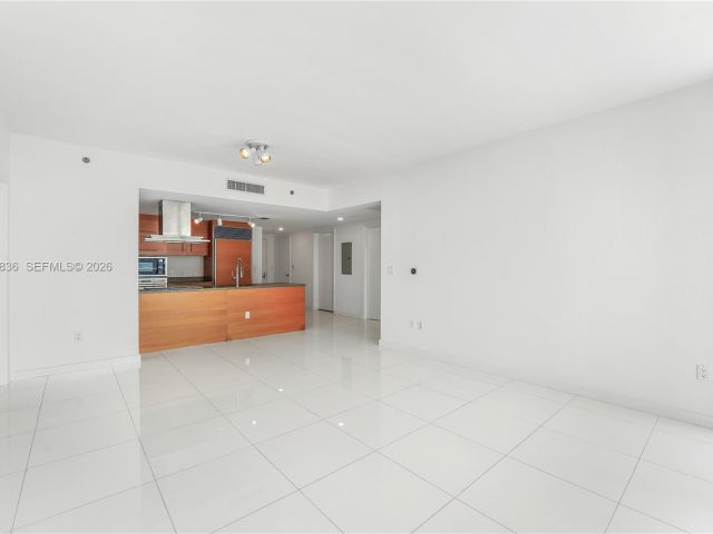 Apartment for rent  Unit #3311 - photo 7522799