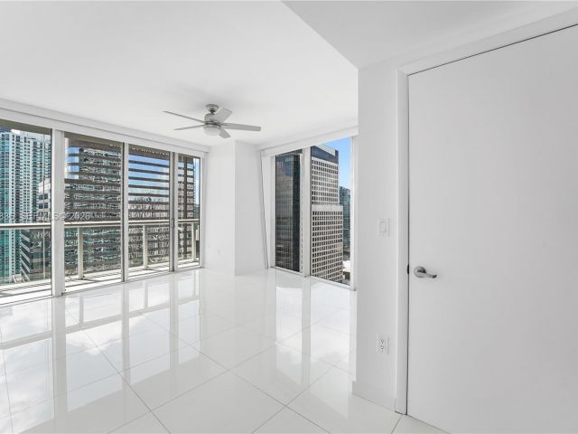 Apartment for rent  Unit #3311 - photo 7522803