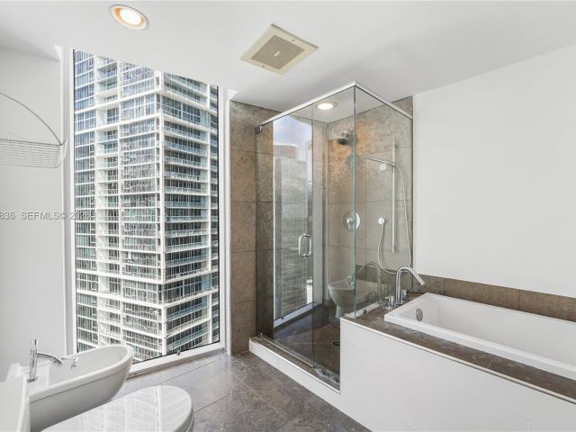 Apartment for rent  Unit #3311 - photo 7522806