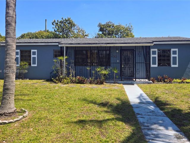 Home for sale at 15745 NW 28th Pl - photo 7528564