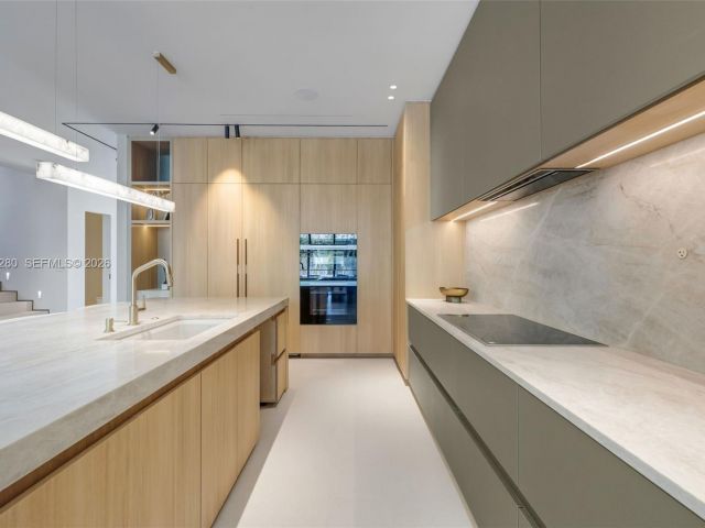 Home for sale at 3457 Oak Ave - photo 7524501