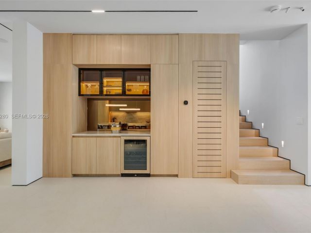 Home for sale at 3457 Oak Ave - photo 7524508