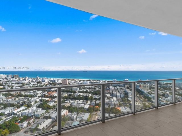 Apartment for rent  Unit #3704 - photo 7524109