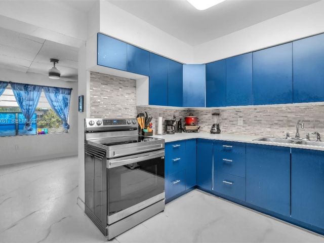 Home for sale at 1300 NE 137th St - photo 7532446