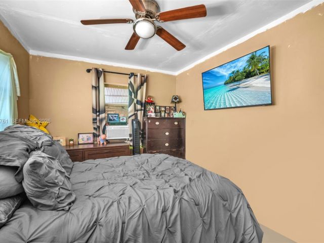 Home for sale at 1300 NE 137th St - photo 7532448